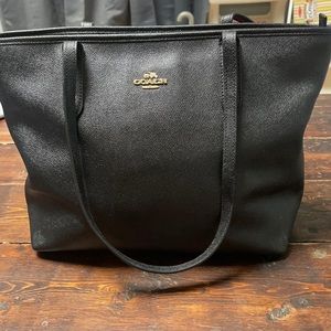 COACH black purse.